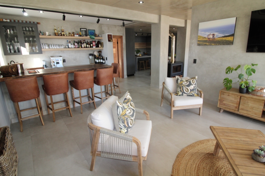 4 Bedroom Property for Sale in Kingswood Golf Estate Western Cape